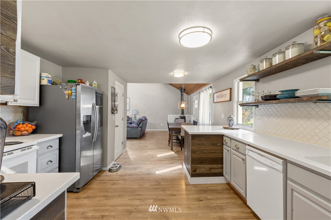3710 Wishkah Road Aberdeen, WA 98520 - Photo 12 of 35 Gallery Image 12