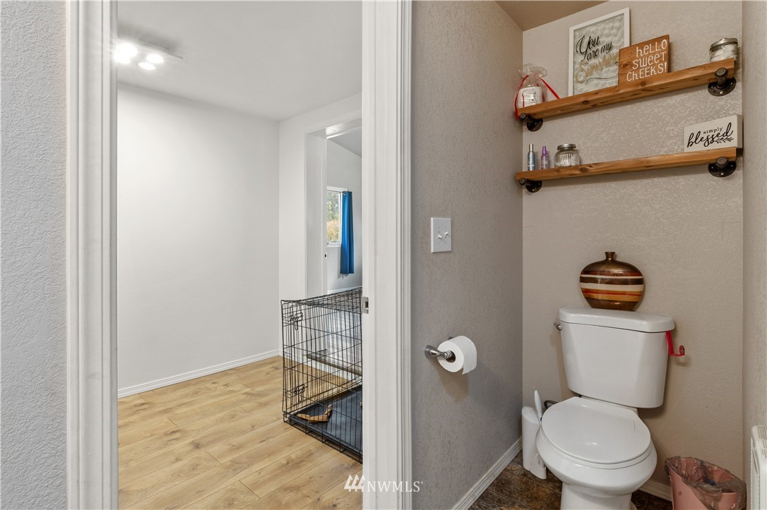 3710 Wishkah Road Aberdeen, WA 98520 - Photo 21 of 35 Gallery Image 21
