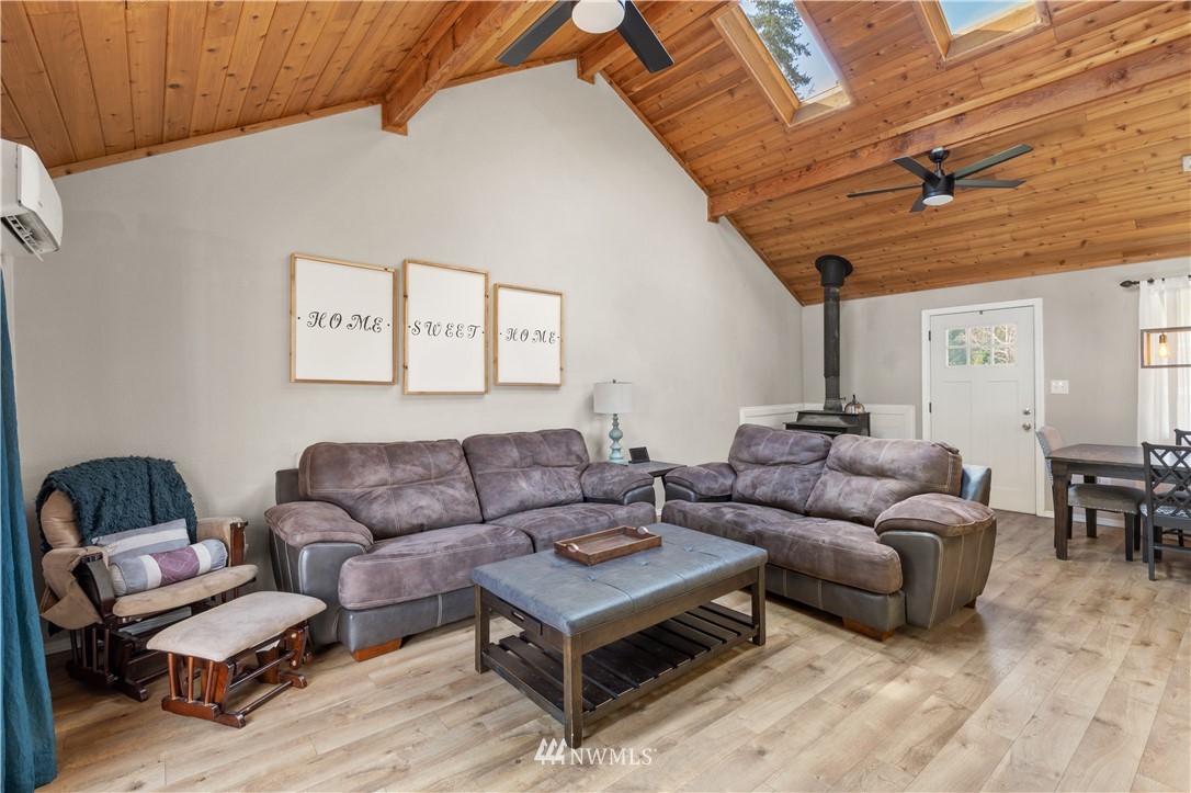 3710 Wishkah Road Aberdeen, WA 98520 - Photo 5 of 35 Gallery Image 5