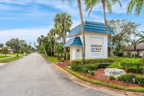 $625,000 | 4780 Navaho Trail, Merritt Island, FL 32953