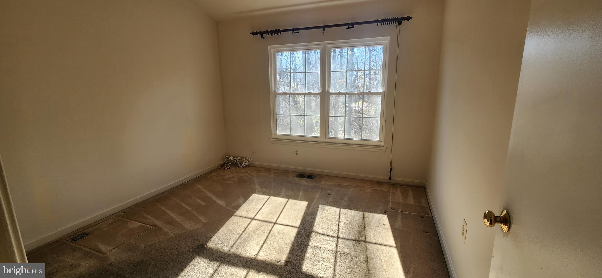 1543 Hugo Circle Silver Spring, MD 20906 - Photo 22 of 36 Bedroom 2. Needs New Carpet.