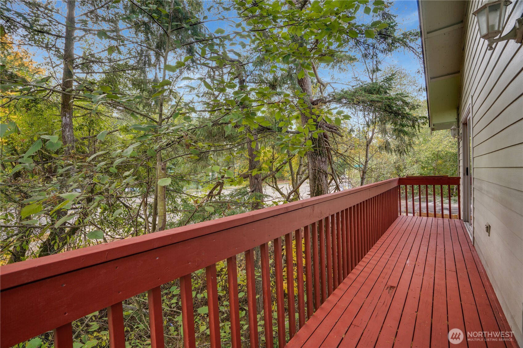 935 Southwest 319th Place Federal Way, WA 98023 - Photo 21 of 26 a balcony with wooden floor and fence