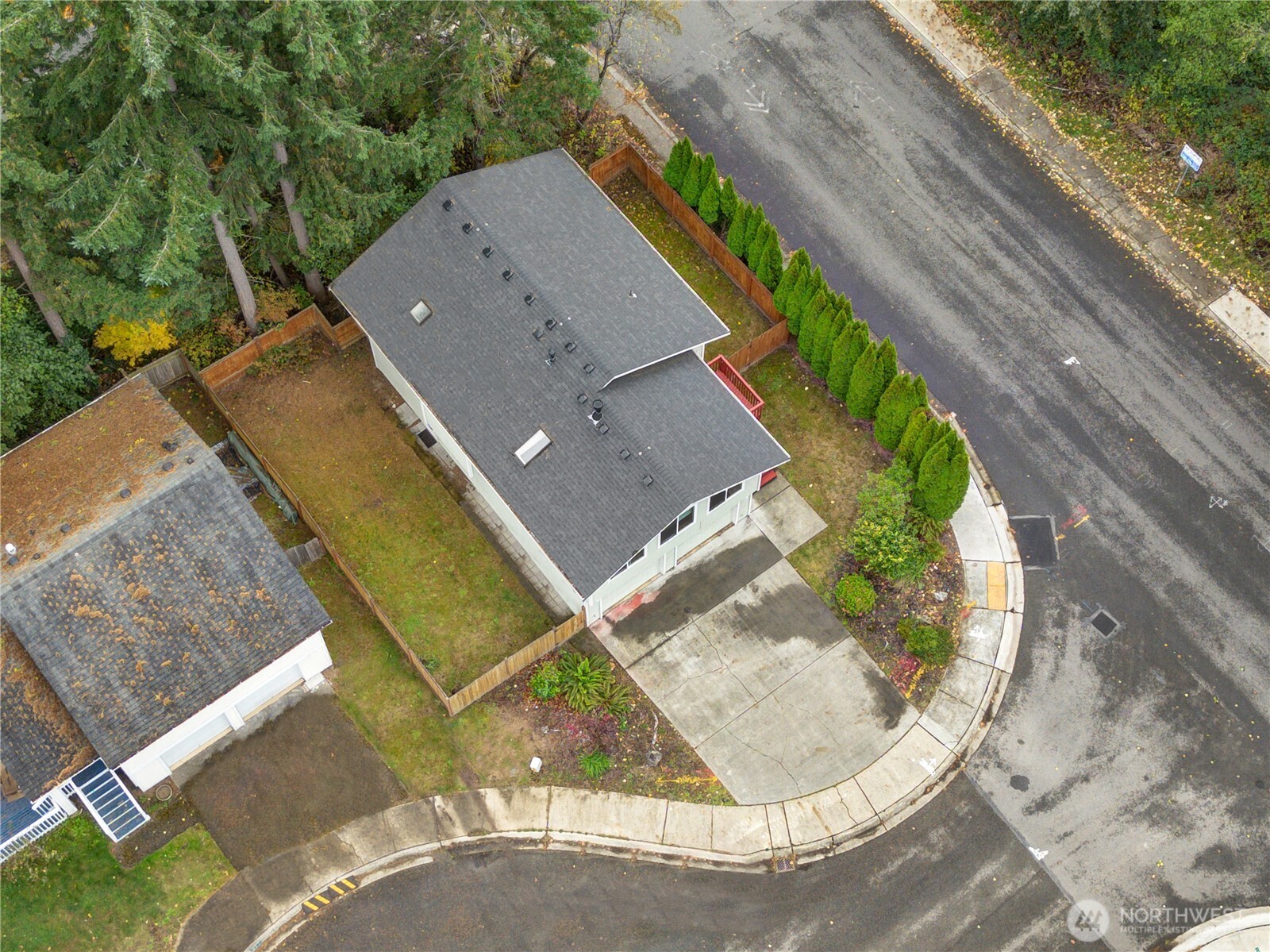 935 Southwest 319th Place Federal Way, WA 98023 - Photo 25 of 26 an aerial view of a house