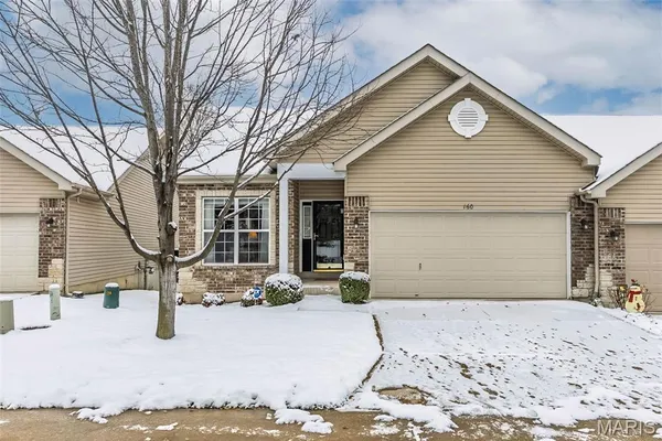 $451,000 | 160 Baxter Commons Drive, Manchester, MO 63011