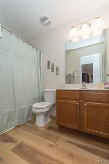 $420,000 | 160 Baxter Commons Drive, Manchester, MO 63011