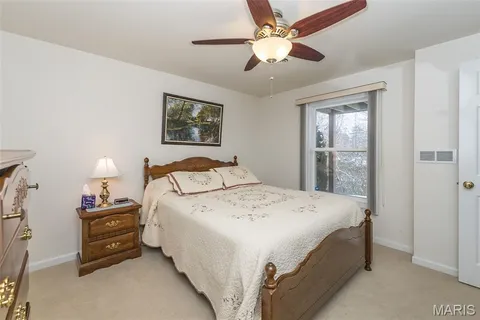 $420,000 | 160 Baxter Commons Drive, Manchester, MO 63011