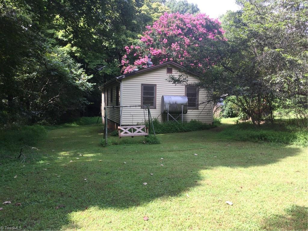 3283 South Jim Minor Road Haw River, NC 27258 - Photo 3 of 16 Side View