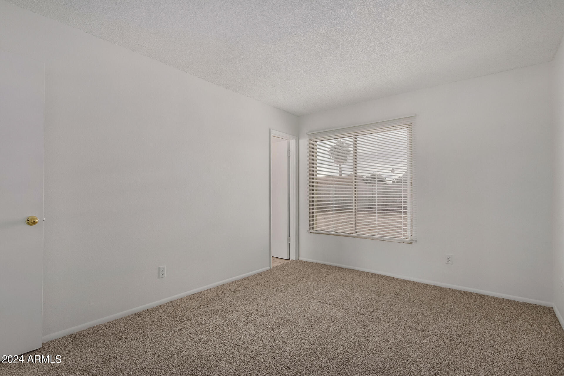 3808 West Calavar Road Phoenix, AZ 85053 - Photo 18 of 34 18 - Calavar