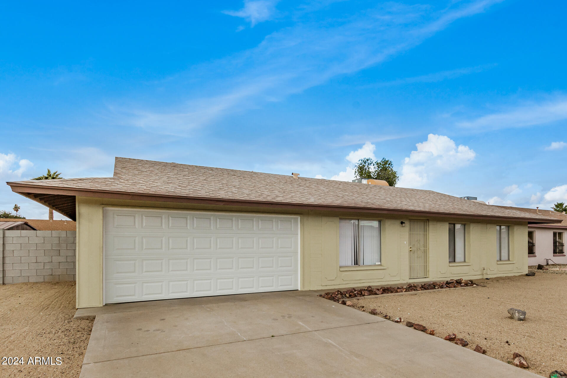 3808 West Calavar Road Phoenix, AZ 85053 - Photo 5 of 34 05 - Calavar