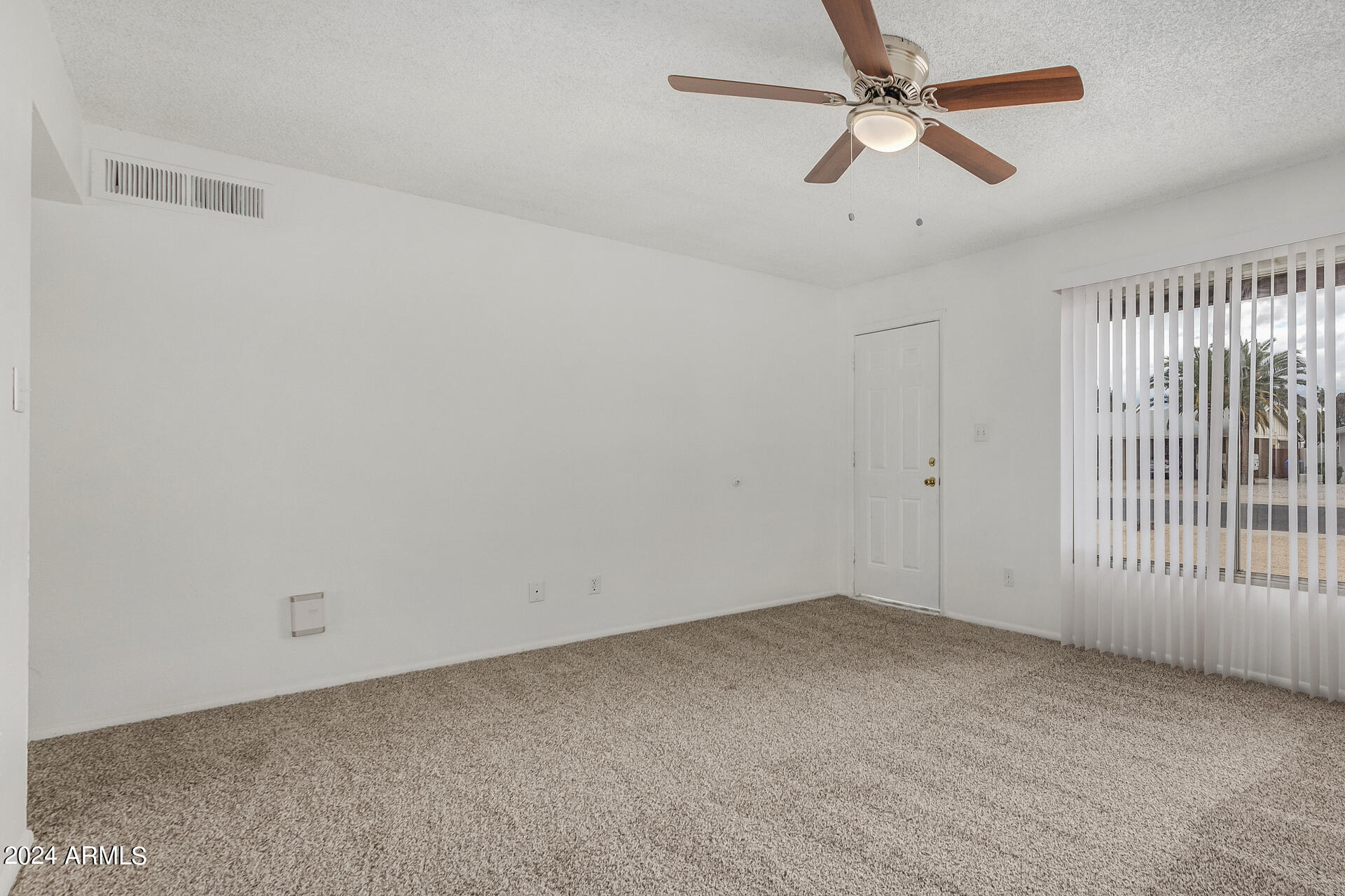 3808 West Calavar Road Phoenix, AZ 85053 - Photo 8 of 34 08 - Calavar