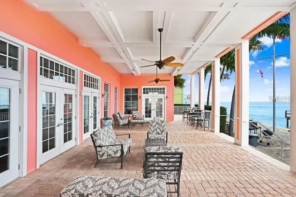 $3,500 | 5245 Coquina Key Drive Southeast, Unit D, St. Petersburg, FL 33705