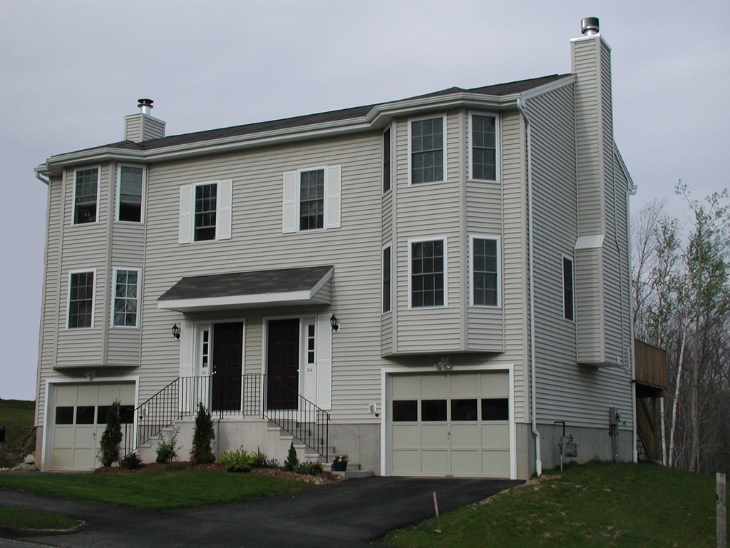 5 Bittersweet Boulevard Worcester, MA 01607 - Photo 1 of 1 a front view of a house with a yard