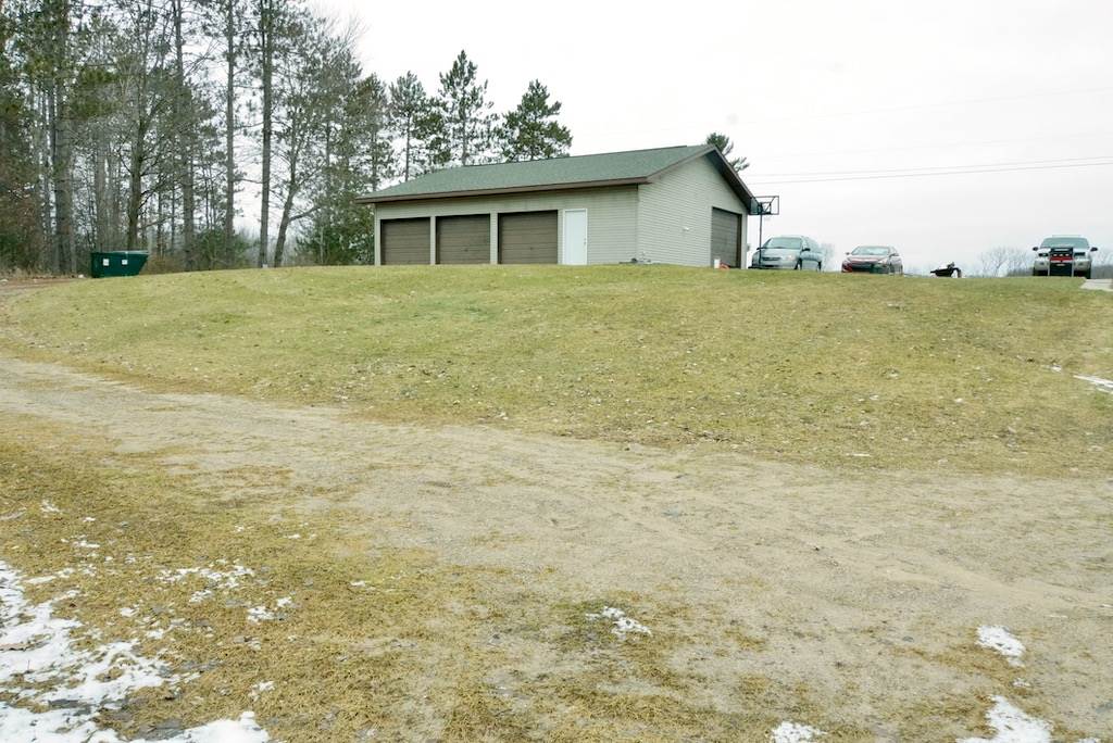 10295 West Remus Road Remus, MI 49340 - Photo 33 of 47 1870727-32.JPG