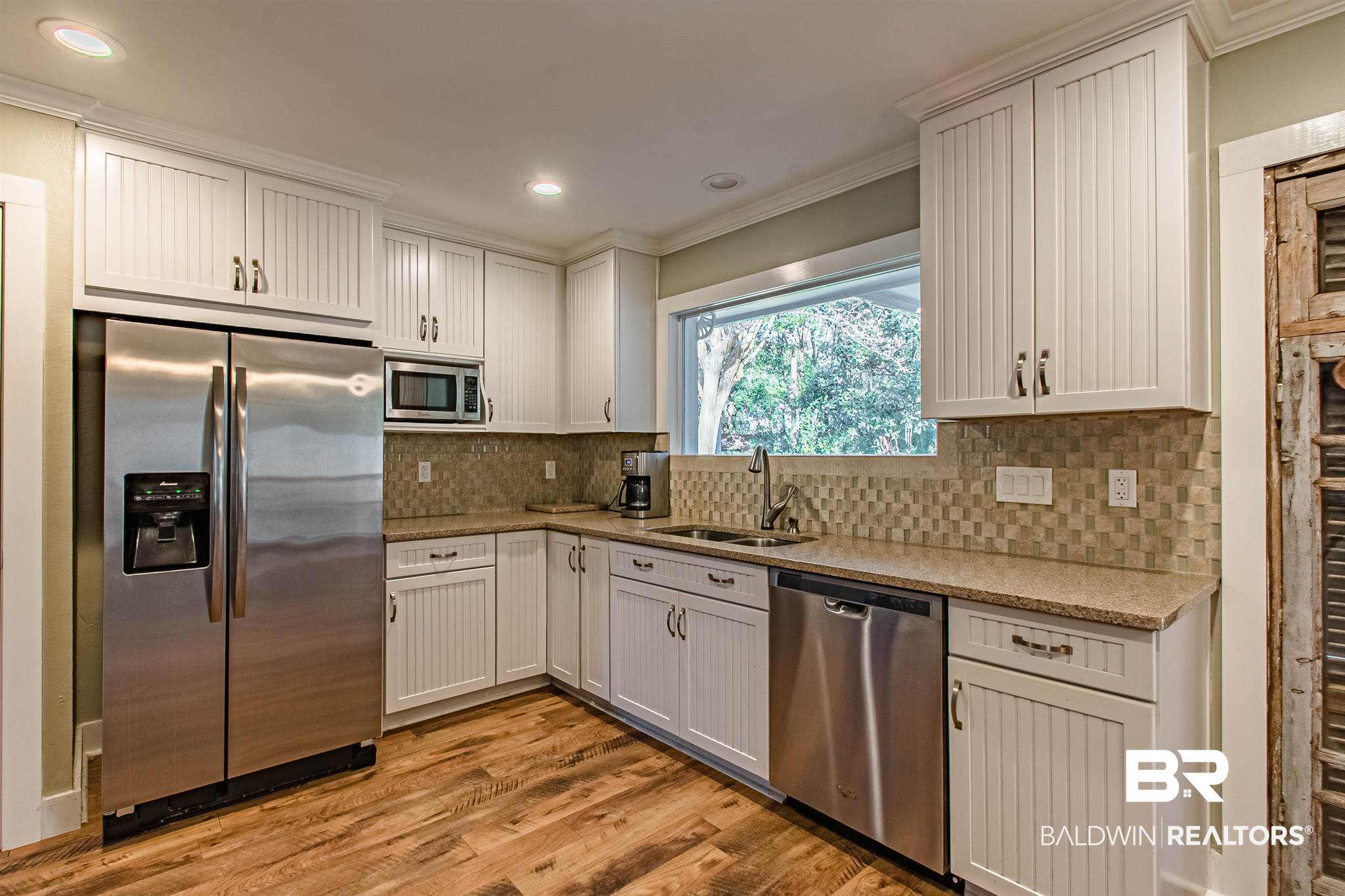 165 Laraway Lane Fairhope, AL 36532 - Photo 10 of 34 Kitchen