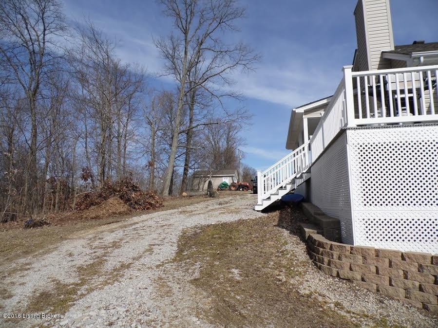 1700 Hickory Grove Road Lawrenceburg, KY 40342 - Photo 3 of 23 1607479_02