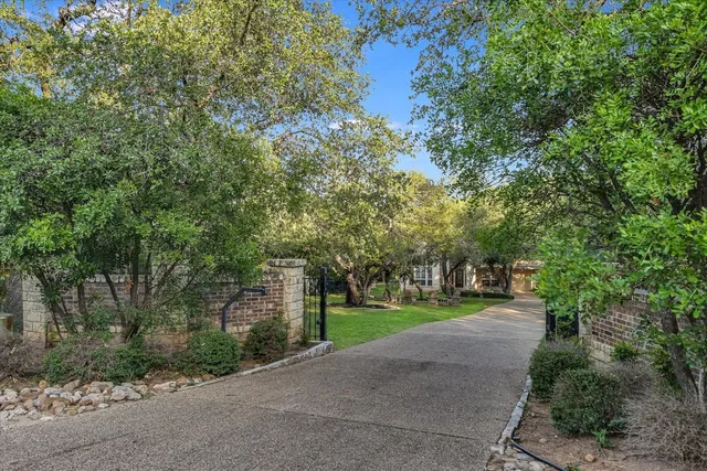 $1,899,000 | 17120 Northlake Hills Drive, Jonestown, TX 78645