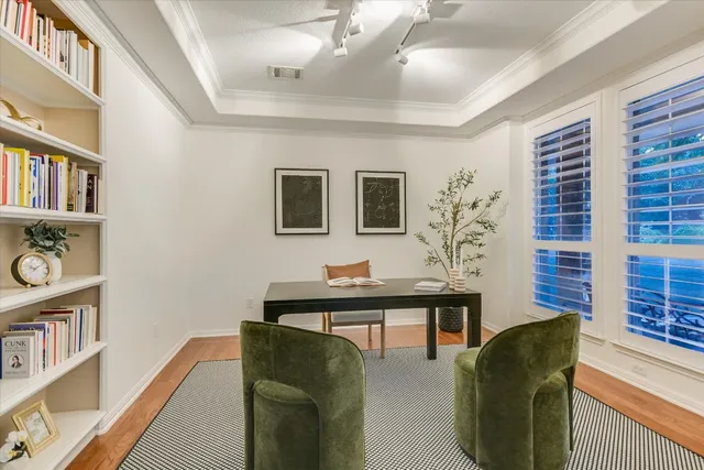 $1,899,000 | 17120 Northlake Hills Drive, Jonestown, TX 78645