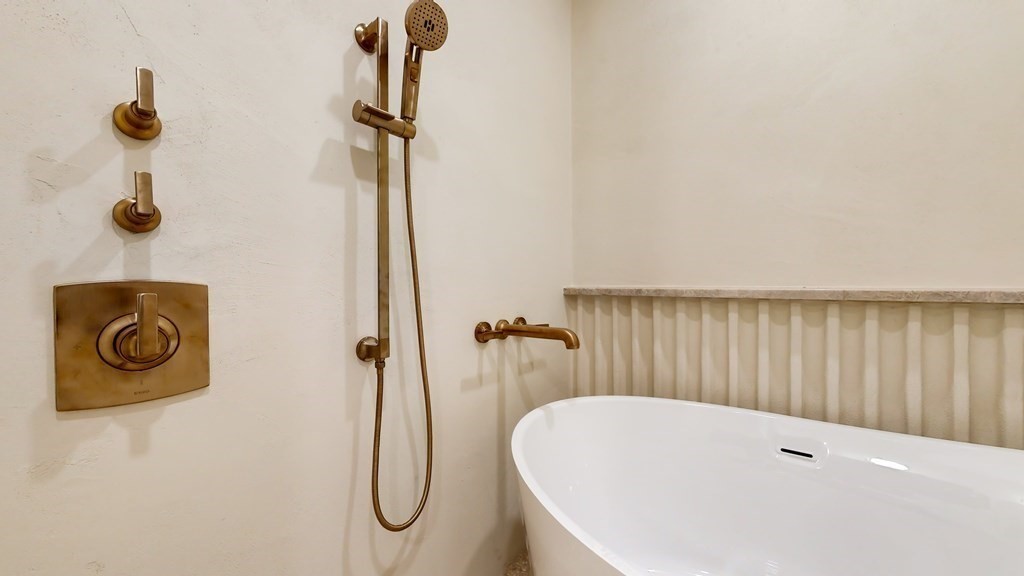 380 Jamaicaway Boston, MA 02130 - Photo 16 of 30 a bathroom with a shower