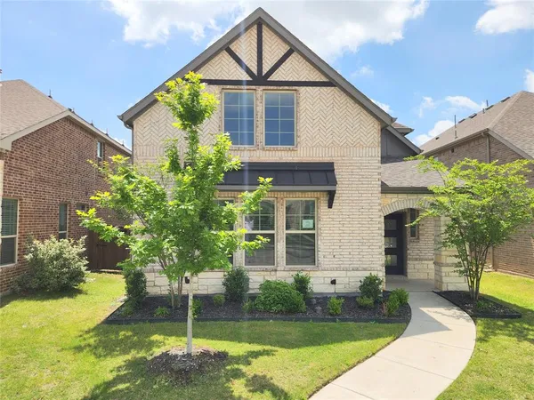 $335,000 | 1232 West Yarrow Avenue, Justin, TX 76247