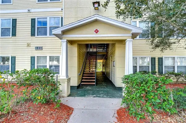 $1,350 | 18163 Bridle Club Drive, Unit 18163, Tampa, FL 33647