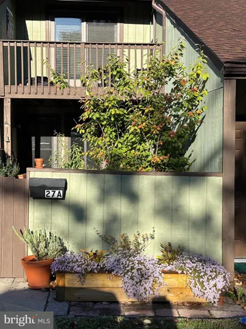 $335,000 | 27 Darien, New Hope, PA 18938