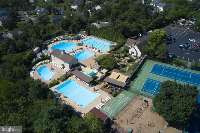 $335,000 | 27 Darien, New Hope, PA 18938