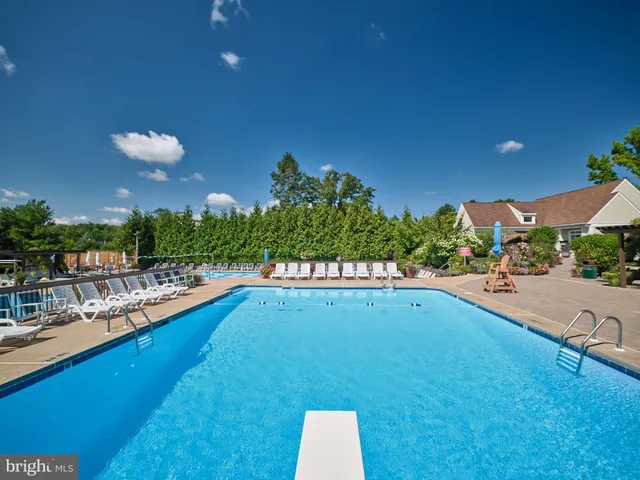 $335,000 | 27 Darien, New Hope, PA 18938