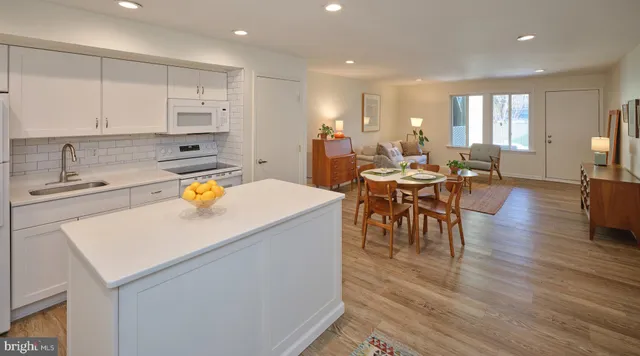 $335,000 | 27 Darien, New Hope, PA 18938