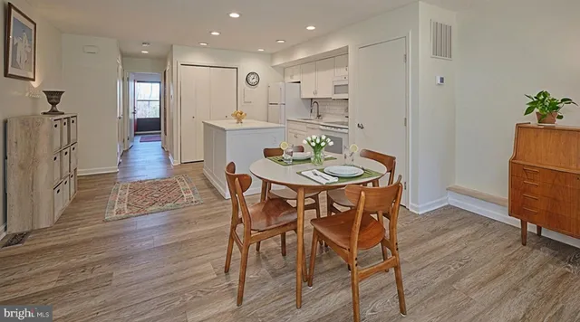 $335,000 | 27 Darien, New Hope, PA 18938