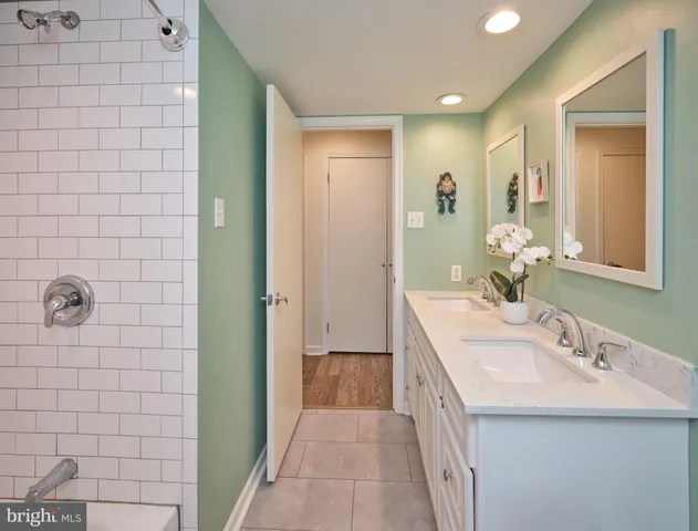 $335,000 | 27 Darien, New Hope, PA 18938