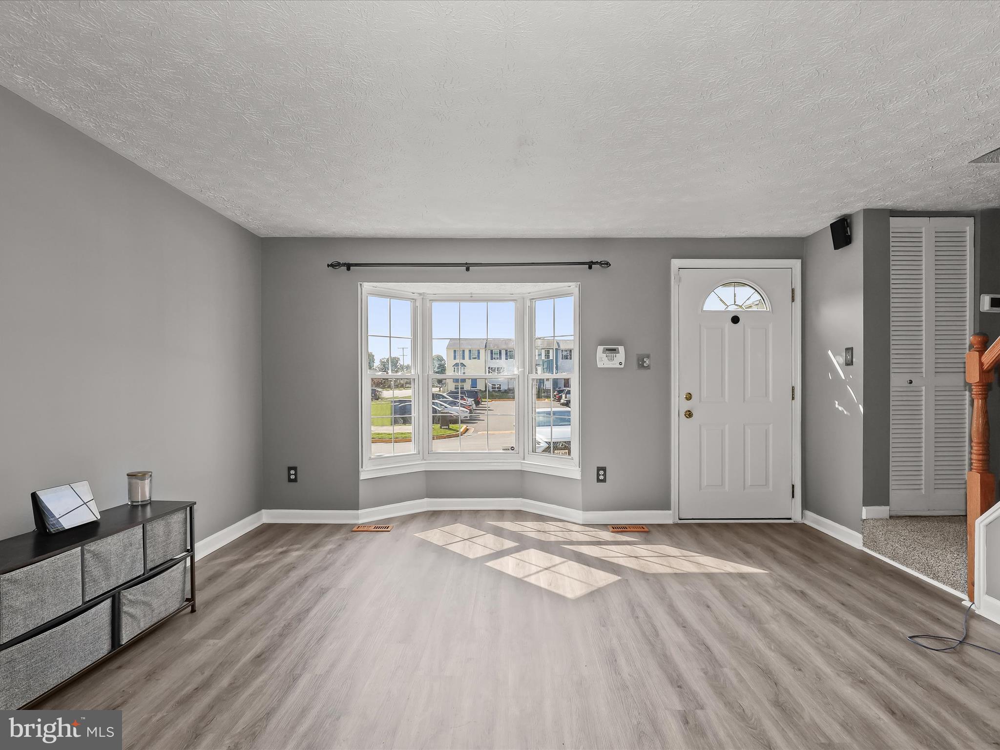 4001 Rustico Road Middle River, MD 21220 - Photo 5 of 33 Living Room