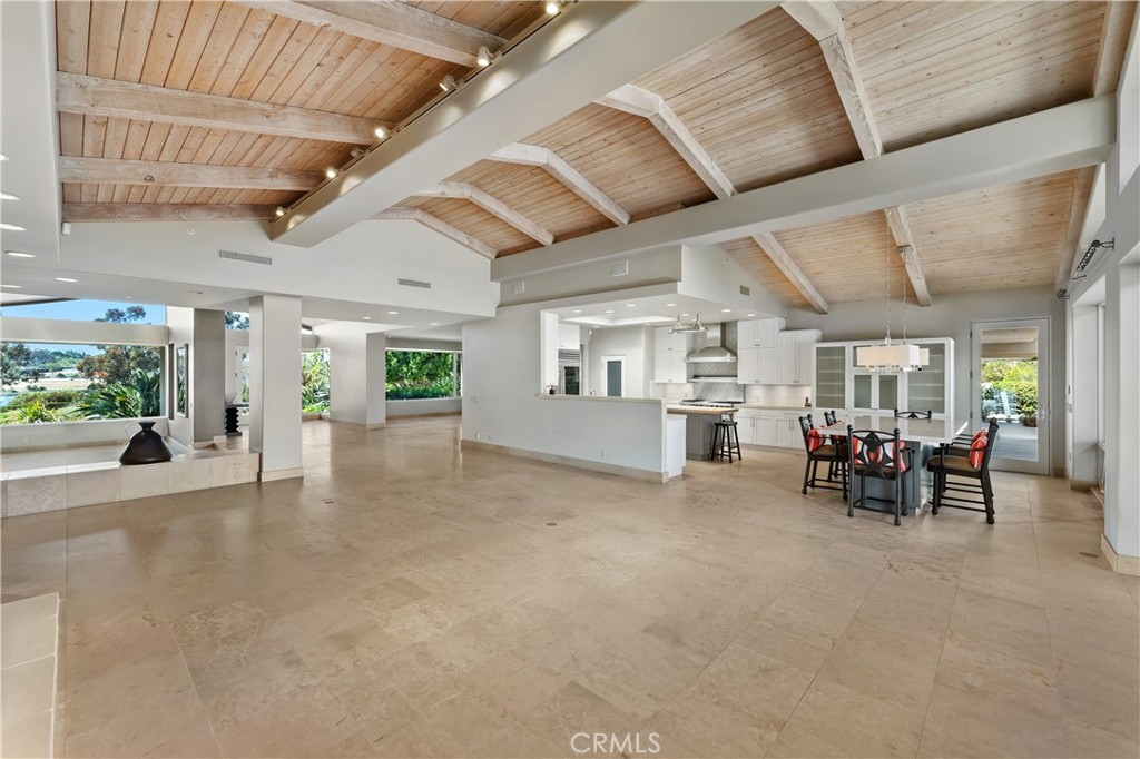 6533 Lago Lindo Rancho Santa Fe, CA 92067 - Photo 20 of 57 a view of a livingroom with furniture