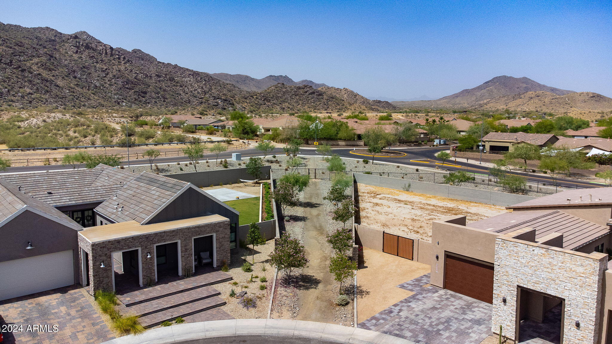 812 East Summerside Road Phoenix, AZ 85042 - Photo 63 of 64 60-web-or-mls-DJI_0281