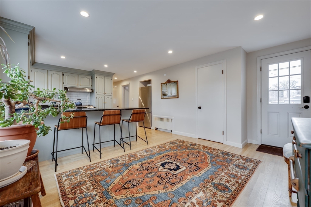 51 Como Road Boston, MA 02136 - Photo 6 of 37