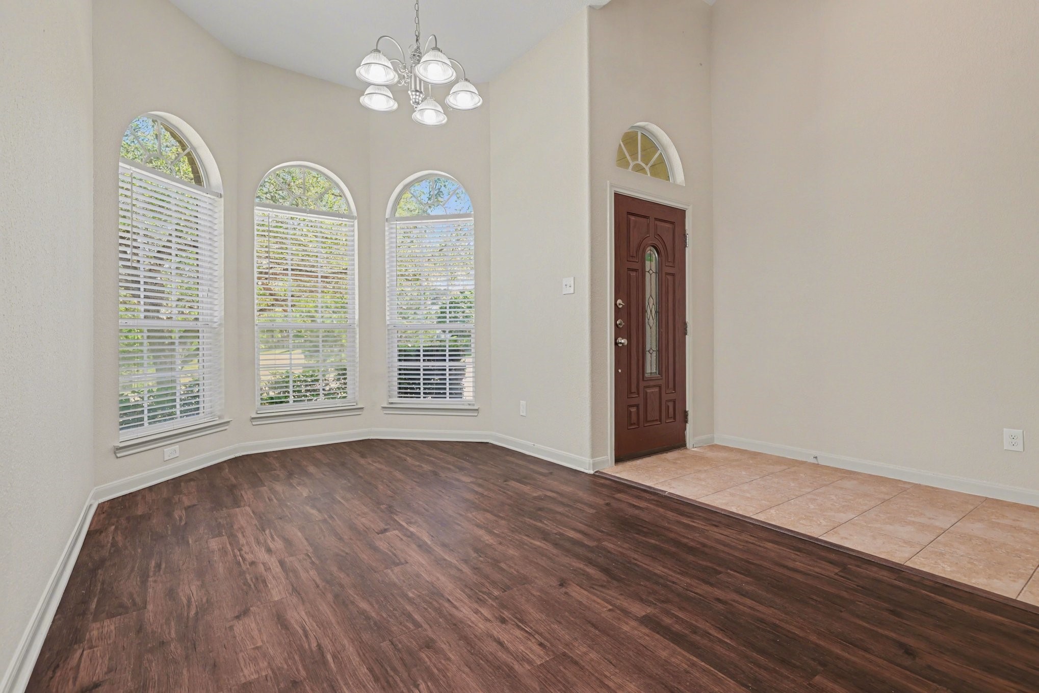 4921 Summer Ridge Drive Conroe, TX 77303 - Photo 17 of 25