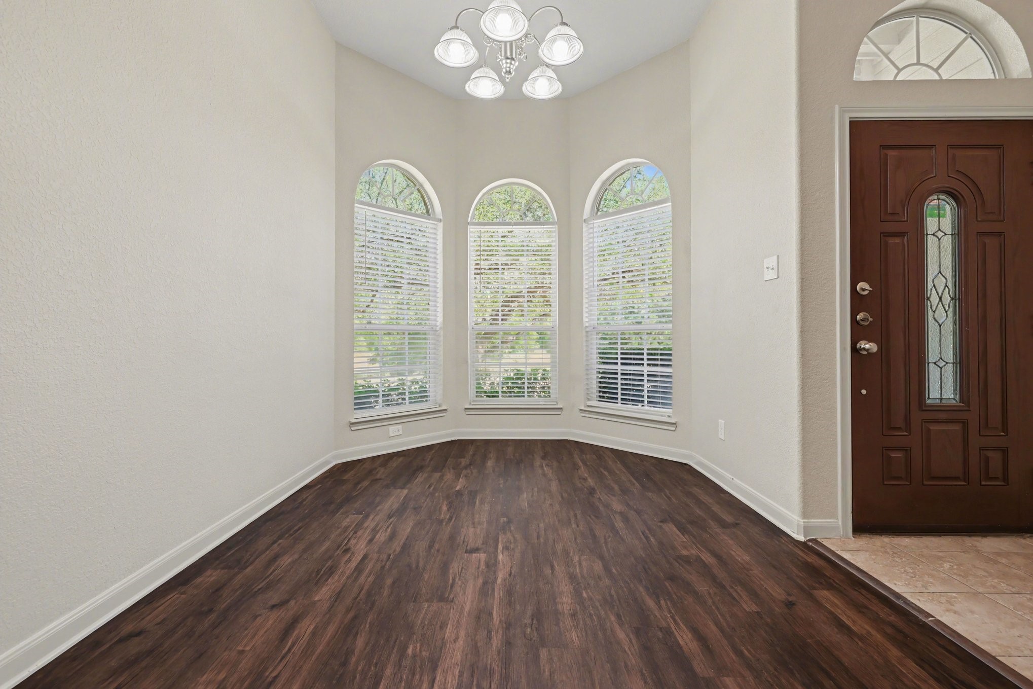 4921 Summer Ridge Drive Conroe, TX 77303 - Photo 18 of 25