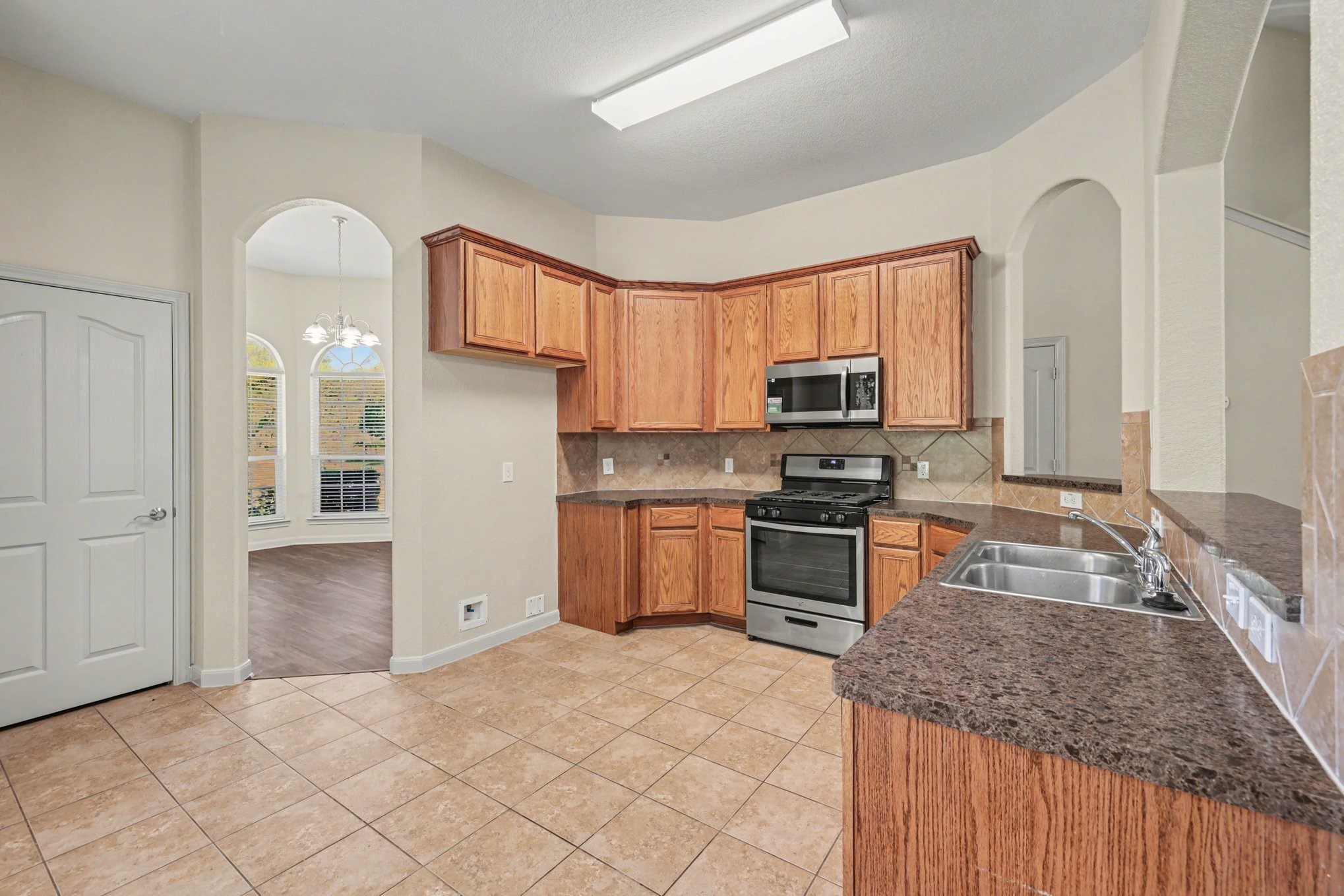 4921 Summer Ridge Drive Conroe, TX 77303 - Photo 21 of 25