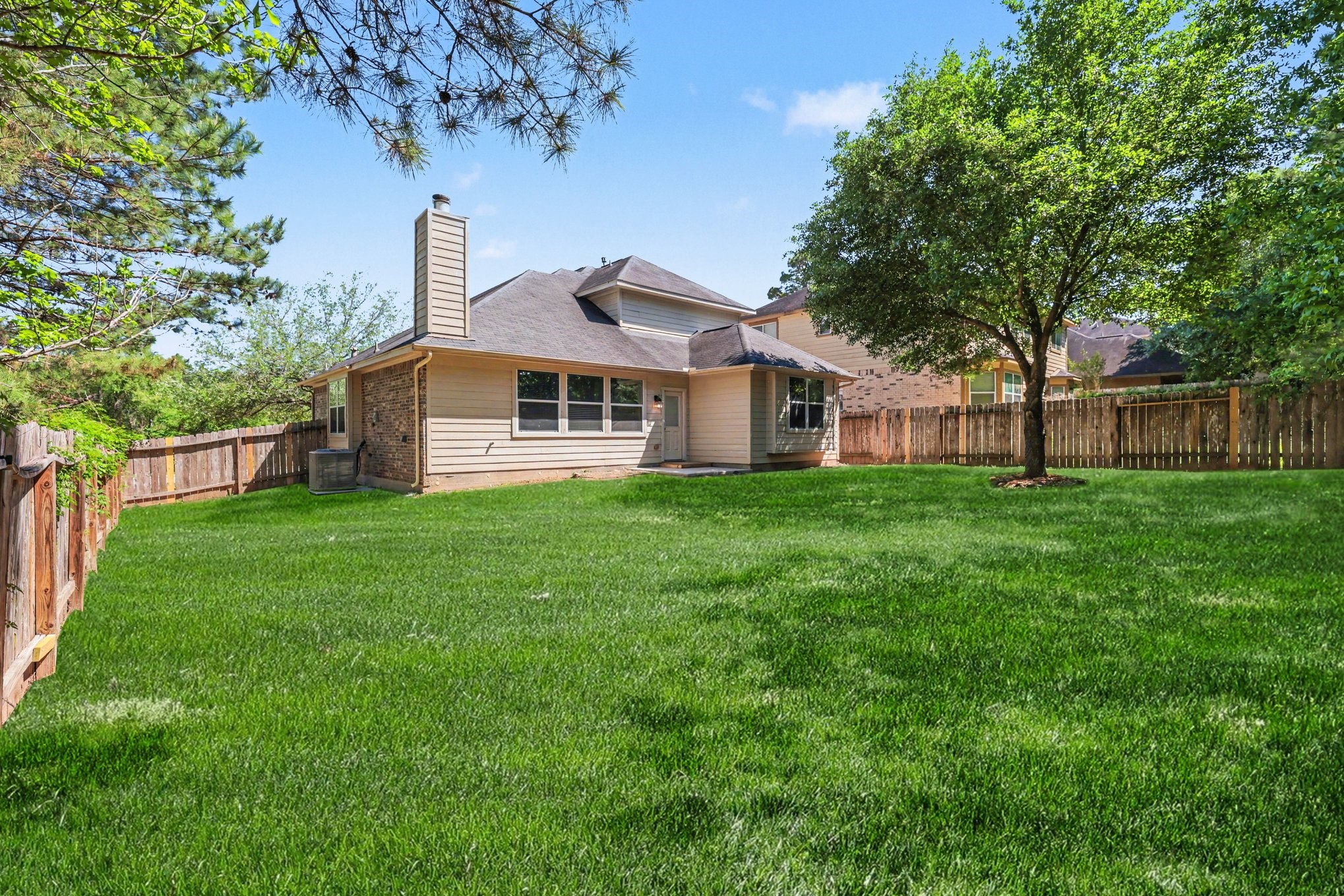 4921 Summer Ridge Drive Conroe, TX 77303 - Photo 6 of 25