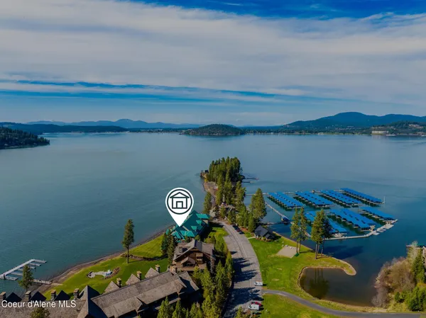 $815,000 | 4549 South Arrow Point Drive, Unit 207, Harrison, ID 83833