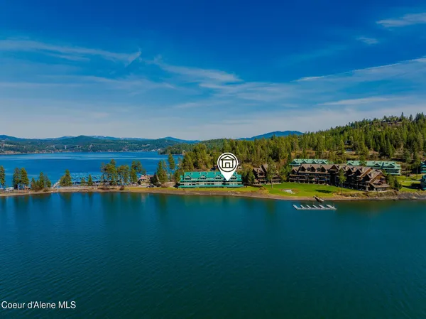 $815,000 | 4549 South Arrow Point Drive, Unit 207, Harrison, ID 83833