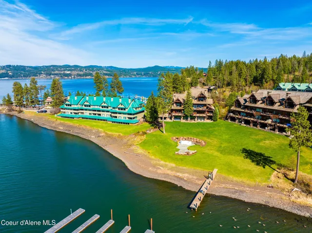 $815,000 | 4549 South Arrow Point Drive, Unit 207, Harrison, ID 83833