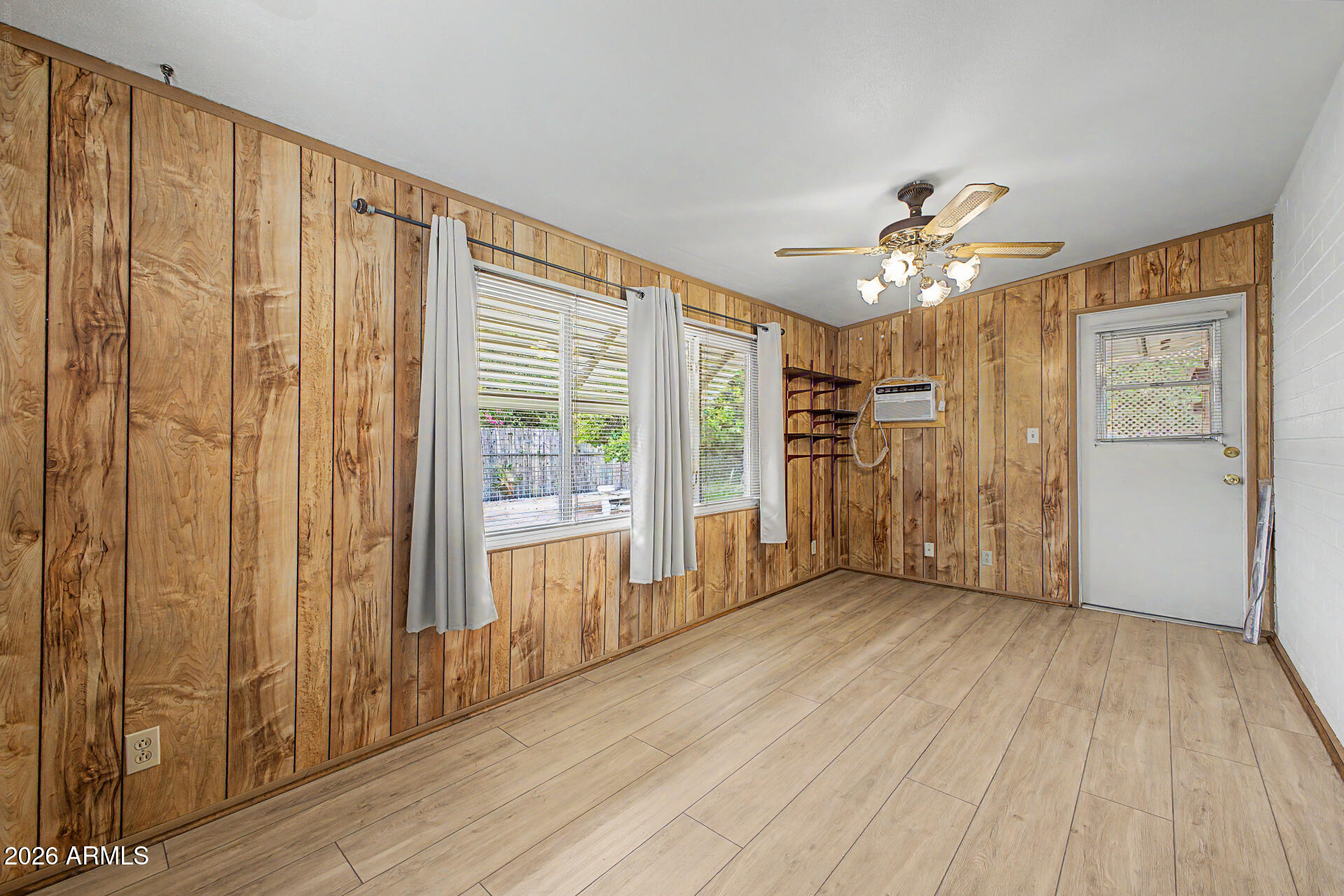 5717 East Adobe Road Mesa, AZ 85205 - Photo 24 of 41 Sunroom