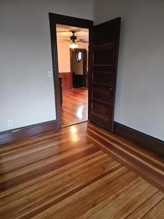 $1,900 | 70 Warburton Street, Unit 3, Fall River, MA 02720