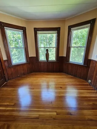 $1,900 | 70 Warburton Street, Unit 3, Fall River, MA 02720