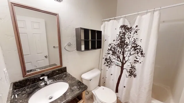 $299,000 | 1019 6th Street, Evansville, WY 82636