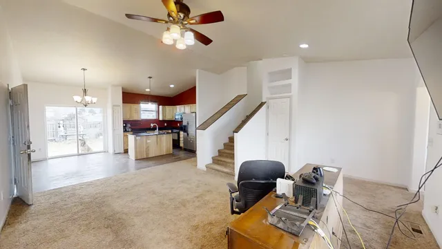 $299,000 | 1019 6th Street, Evansville, WY 82636