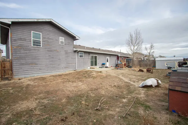 $299,000 | 1019 East 6th Street, Evansville, WY 82636