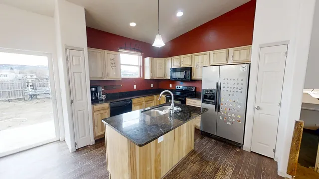$299,000 | 1019 6th Street, Evansville, WY 82636