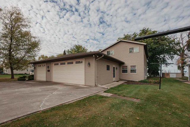 $675,000 | N1637 Gladwater Beach Road, Malone, WI 53049