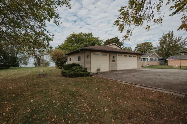 $675,000 | N1637 Gladwater Beach Road, Malone, WI 53049